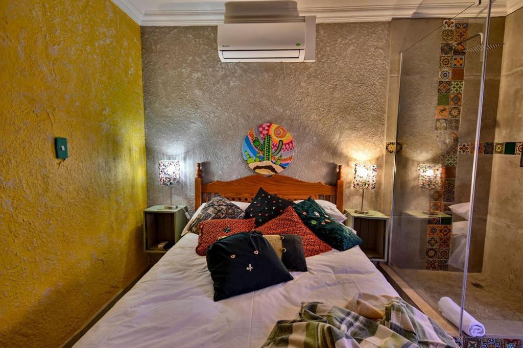 Iszis Guest House 블룸폰테인 외부 사진