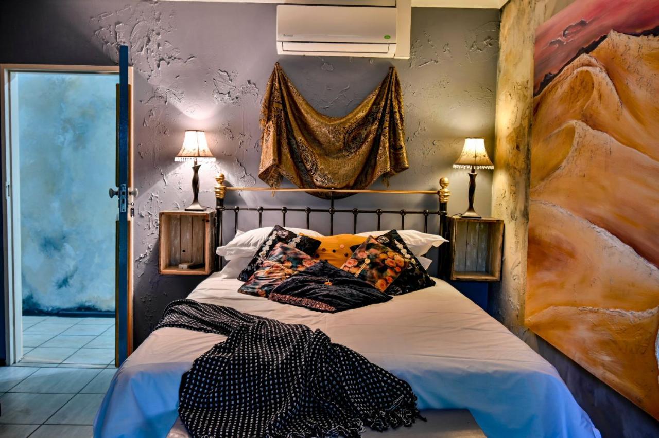 Iszis Guest House 블룸폰테인 외부 사진